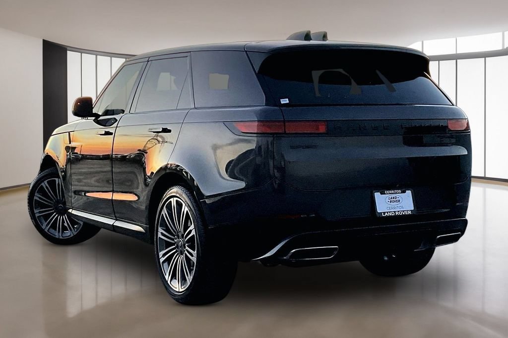 Certified 2024 Land Rover Range Rover Sport SE AWD/4WD image 4
