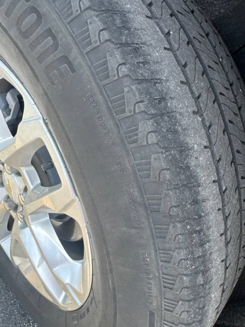 Used 2021 Chevrolet Traverse LS FWD image 4