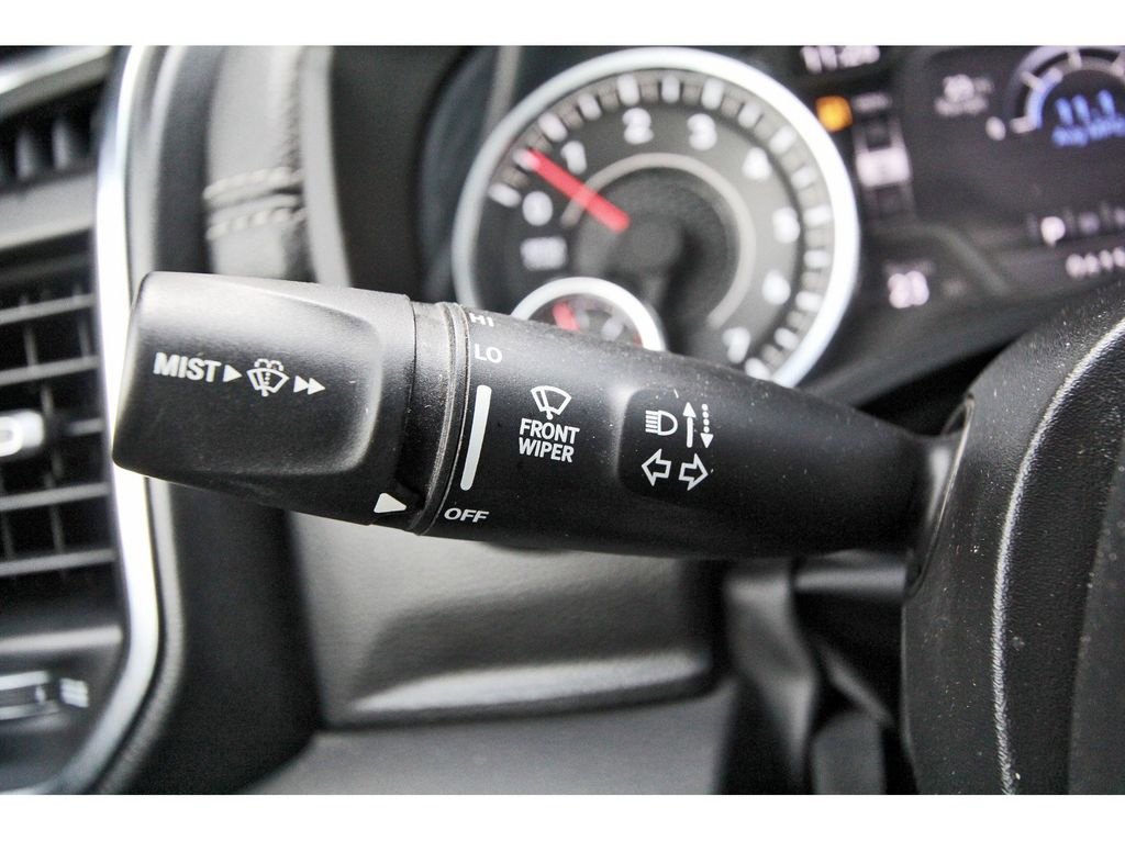 Used 2024 RAM 1500 Laramie AWD/4WD image 17