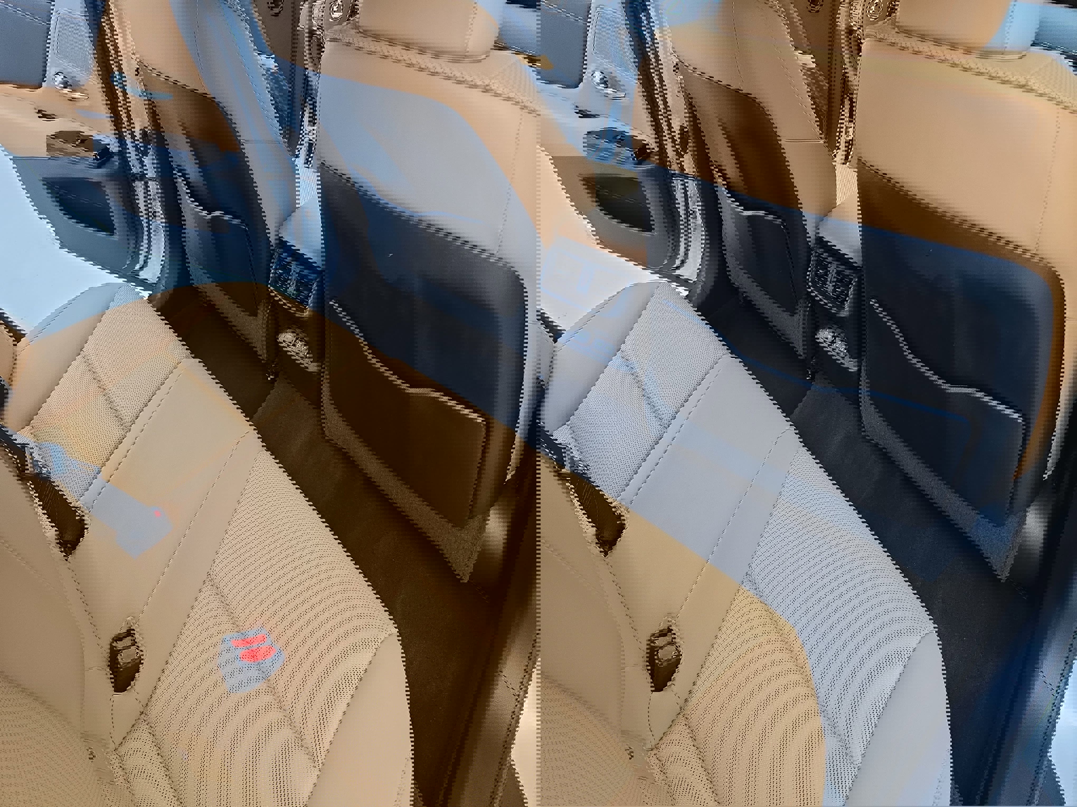 Used 2022 Lexus ES 350 w/ Premium Package image 11