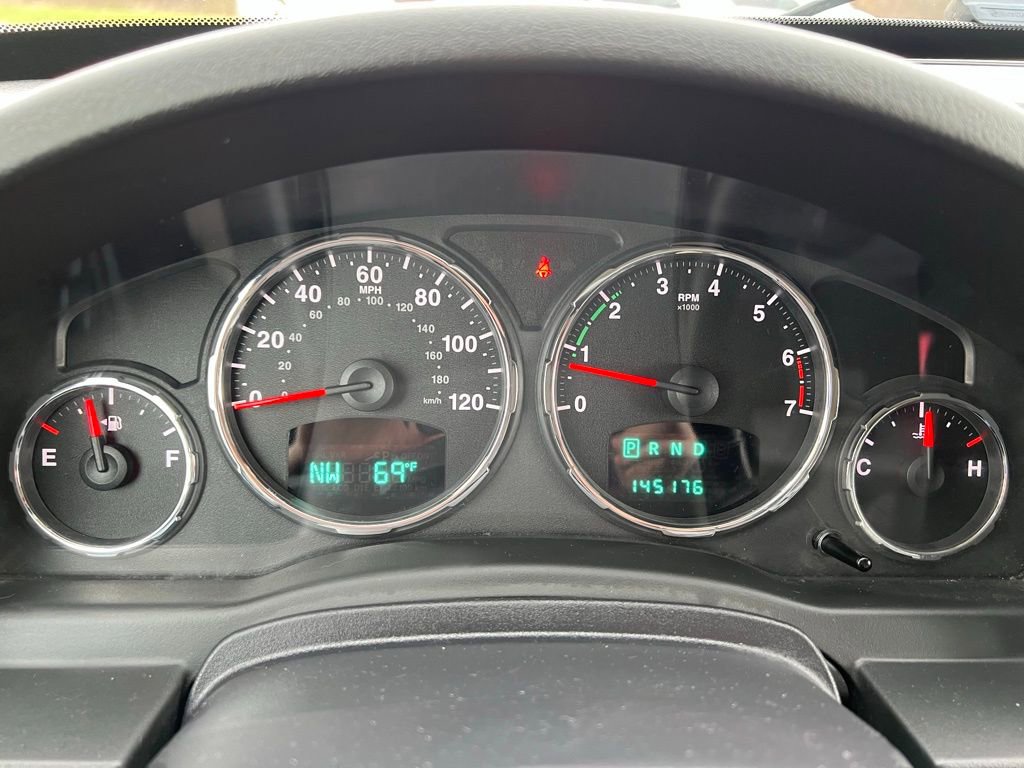 Used 2012 Jeep Liberty Sport image 31