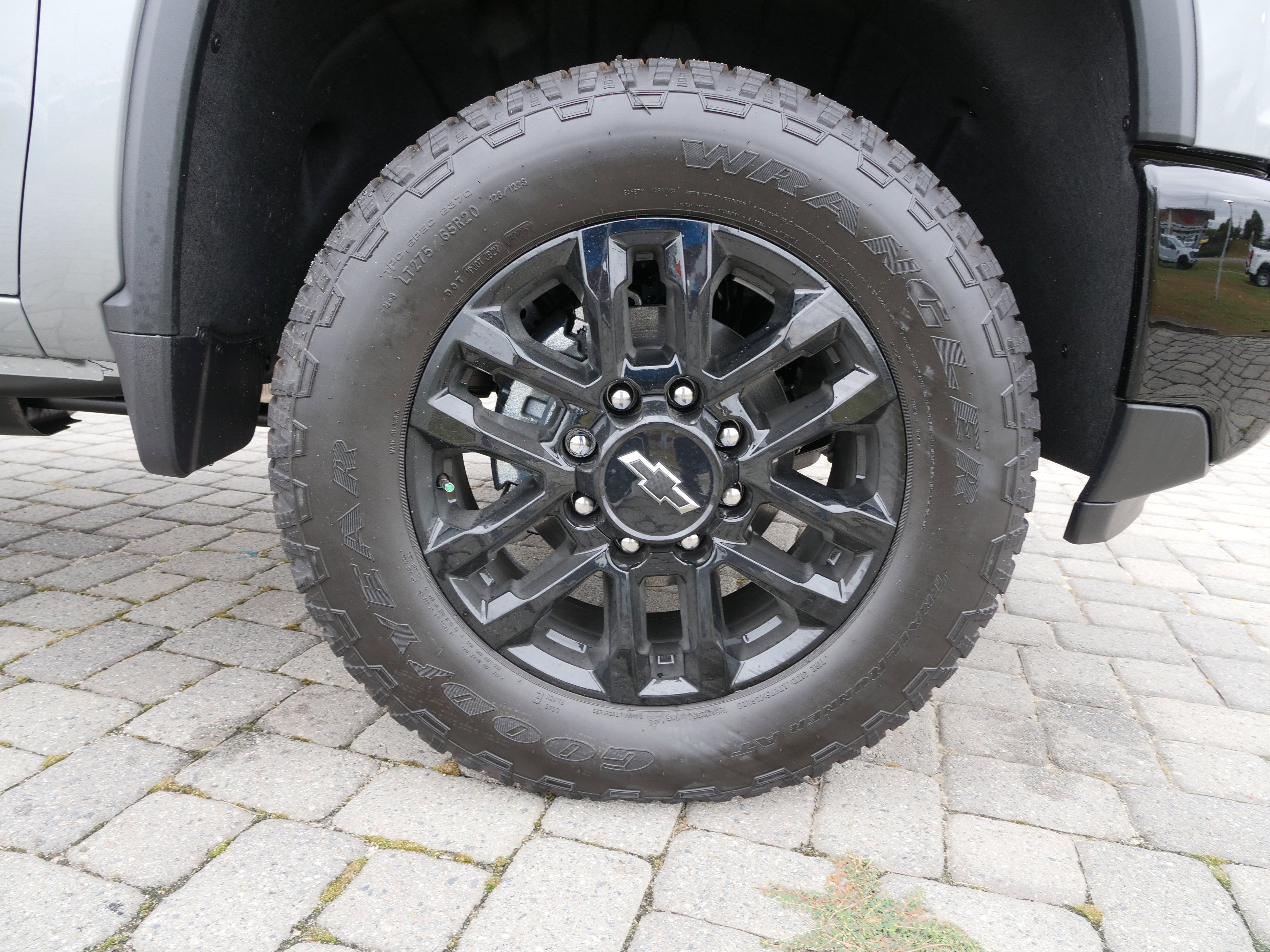 New 2025 Chevrolet Silverado 2500 Custom w/ Custom Value Package image 11