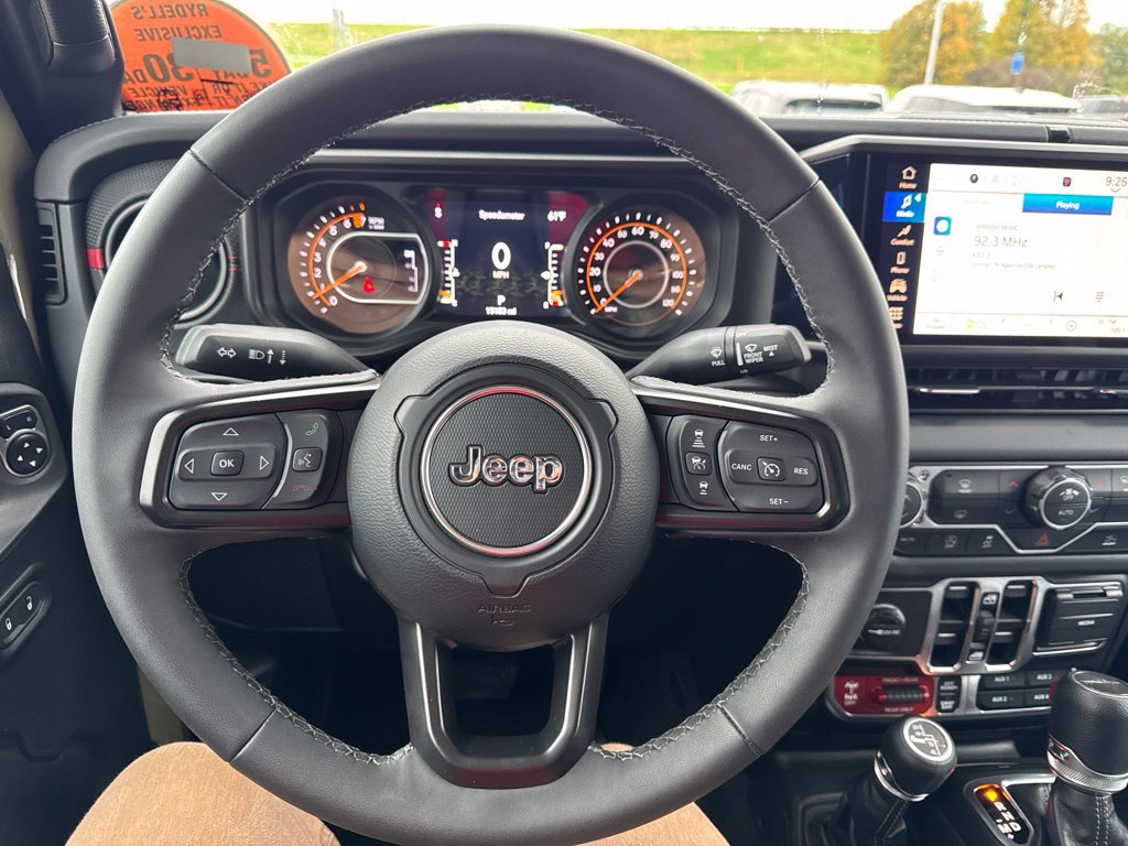 Certified 2026 Jeep Gladiator Rubicon AWD/4WD image 9