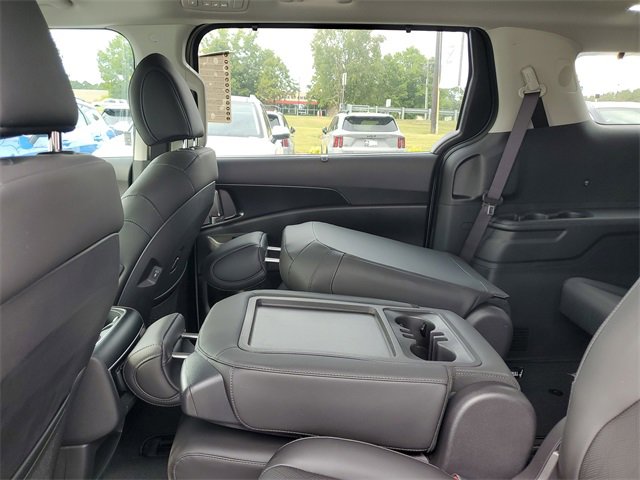 New 2026 Kia Carnival SX w/ SX Dark Edition Package image 12