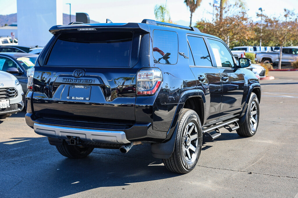 Certified 2024 Toyota 4Runner TRD Off-Road Premium w/ Moonroof Package AWD/4WD image 25