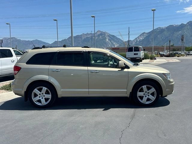 Used 2010 Dodge Journey R/T w/ Flexible Seating Group AWD/4WD image 8