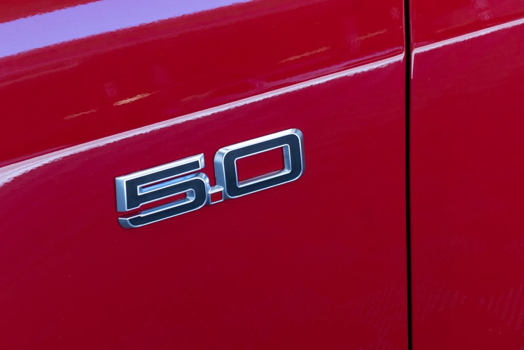 Used 2025 Ford Mustang GT RWD image 11
