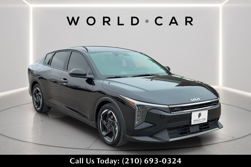 Certified 2025 Kia K4 EX