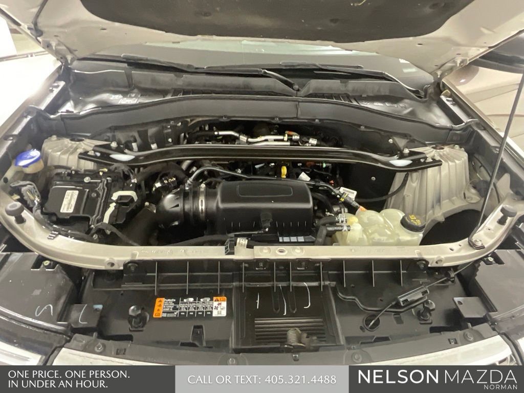 Used 2021 Ford Explorer Limited w/ Equipment Group 301A AWD/4WD image 49