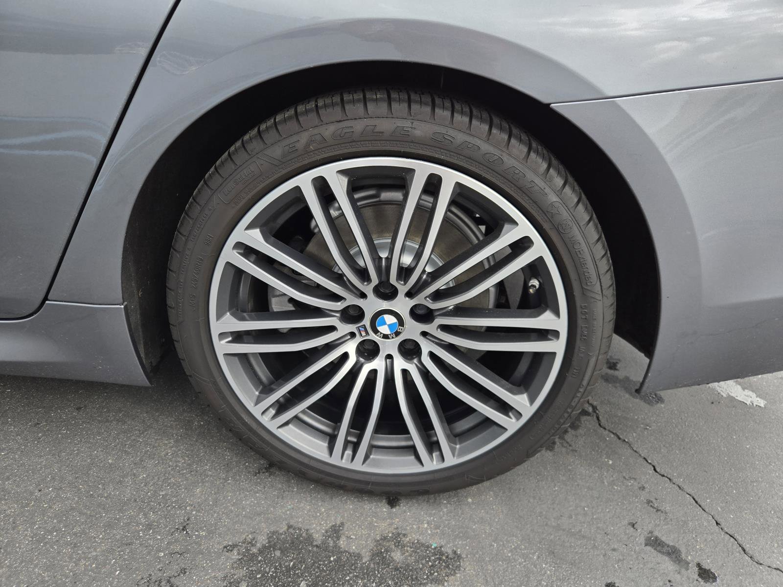 Used 2019 BMW 530i 530i Sedan RWD w/ M Sport Package image 35