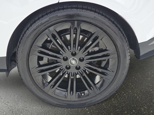 Used 2025 Land Rover Range Rover SE AWD/4WD image 30