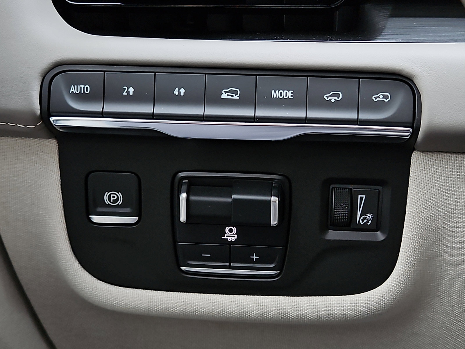 Certified 2024 Cadillac Escalade Sport Platinum image 27