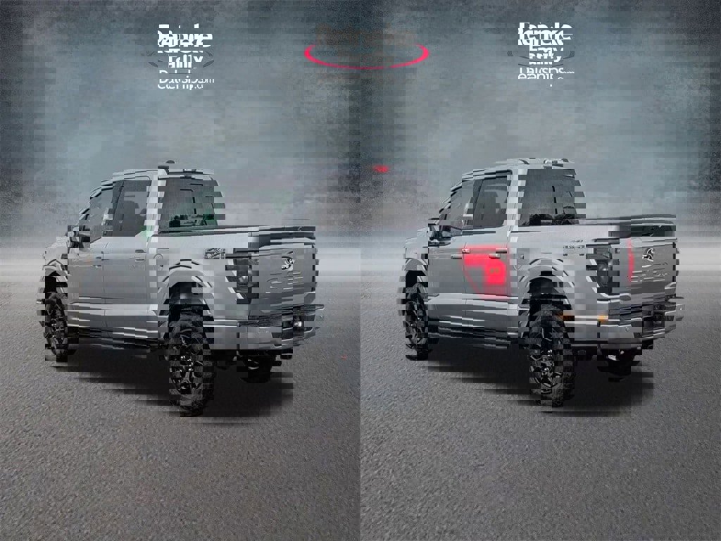 New 2026 Ford F150 XLT w/ Equipment Group 302A MID image 8