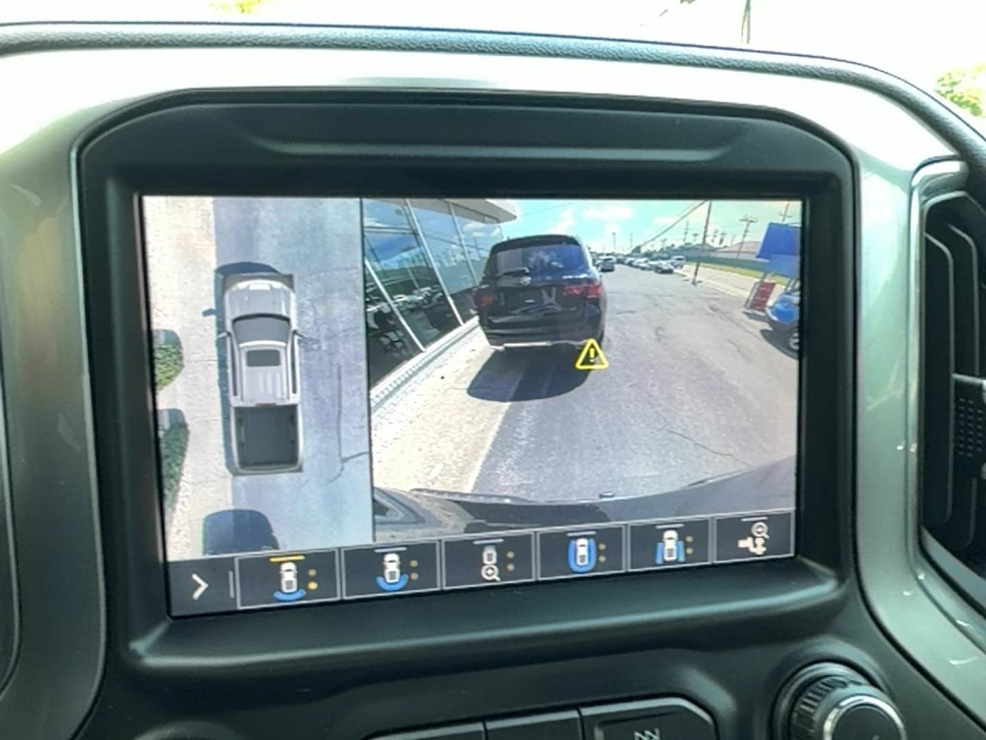 Used 2019 Chevrolet Silverado 1500 LTZ w/ LTZ Plus Package AWD/4WD image 13