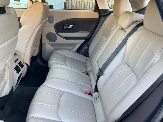 Used 2018 Land Rover Range Rover Evoque SE AWD/4WD image 17