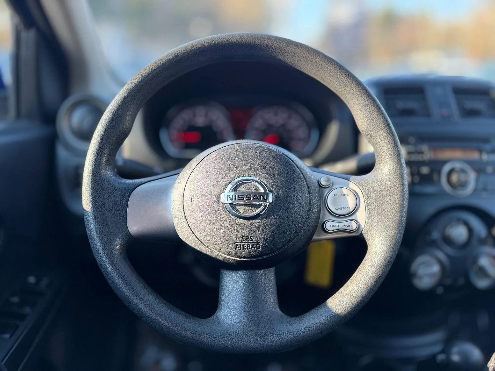 Used 2012 Nissan Versa SV image 17