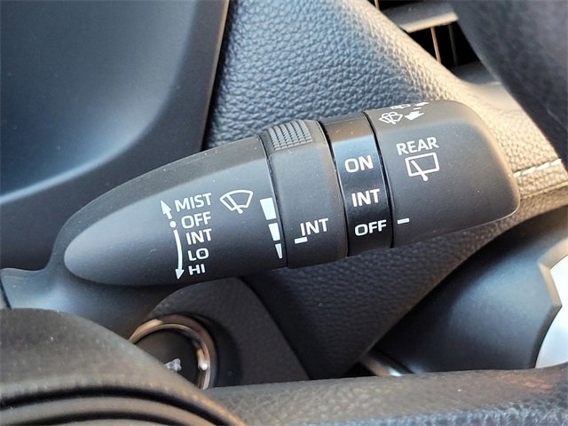 Used 2025 Toyota RAV4 XLE image 31