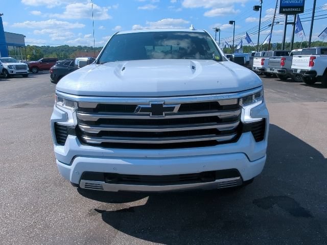 Used 2026 Chevrolet Silverado 1500 High Country AWD/4WD image 4