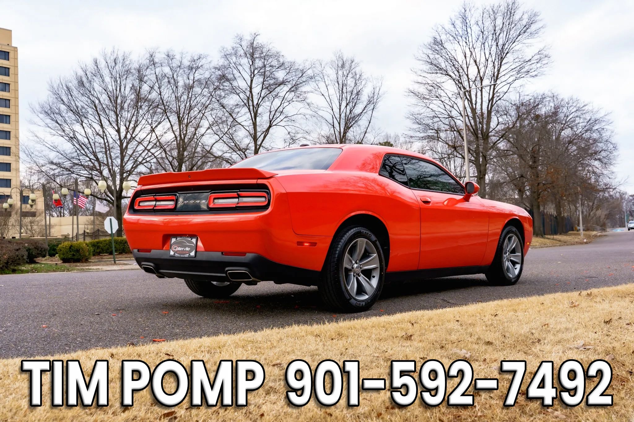 Used 2019 Dodge Challenger SXT image 5