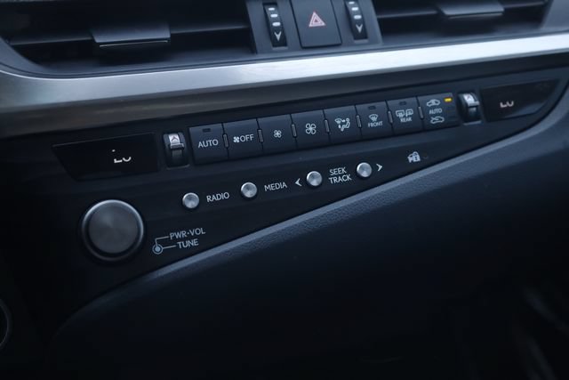 Used 2021 Lexus ES 350 w/ Accessory Package 2 FWD image 21