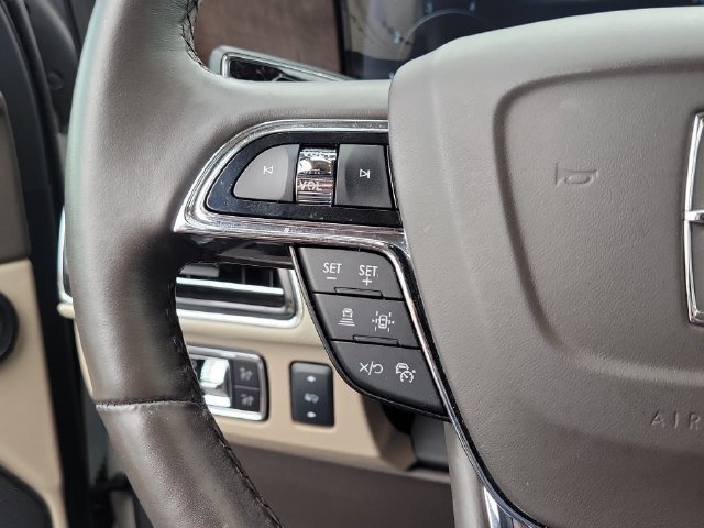 Used 2023 Lincoln Navigator Reserve RWD image 22