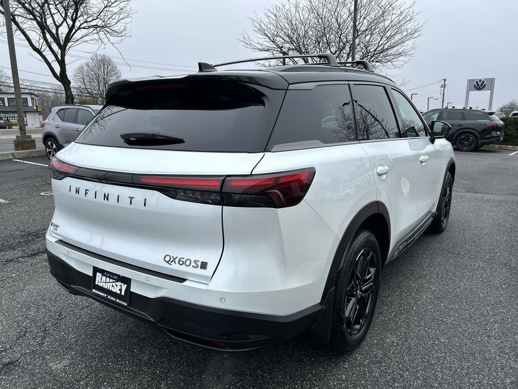 Certified 2026 INFINITI QX60 Sport w/ Dark Cargo Package image 8