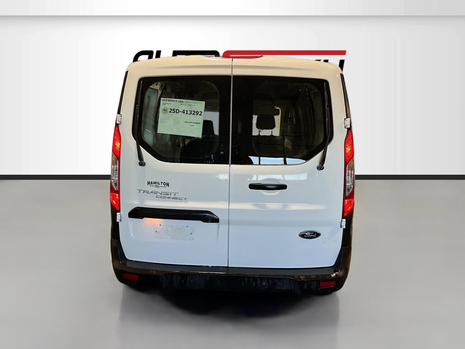Used 2023 Ford Transit Connect XL image 6