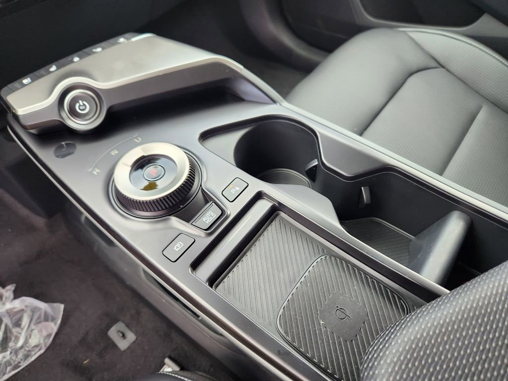 New 2025 Kia EV6 Wind image 19
