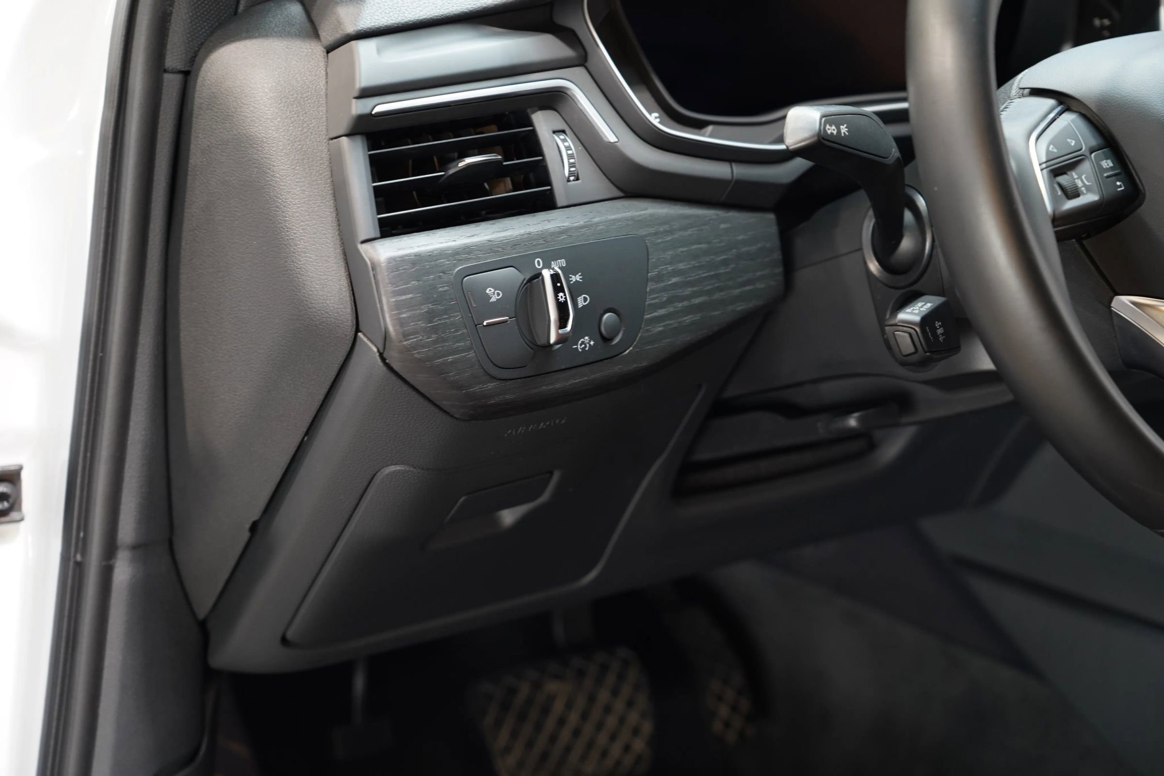 Used 2018 Audi A4 2.0T allroad Premium Plus image 33