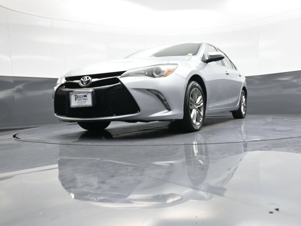 Certified 2017 Toyota Camry SE FWD image 24