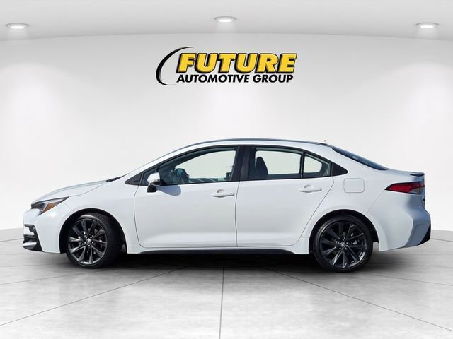 Certified 2025 Toyota Corolla SE w/ Convenience Package image 10