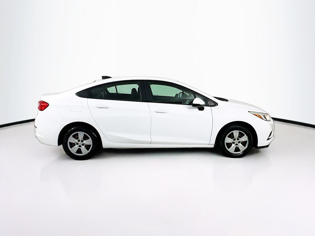 Used 2018 Chevrolet Cruze LS FWD image 8
