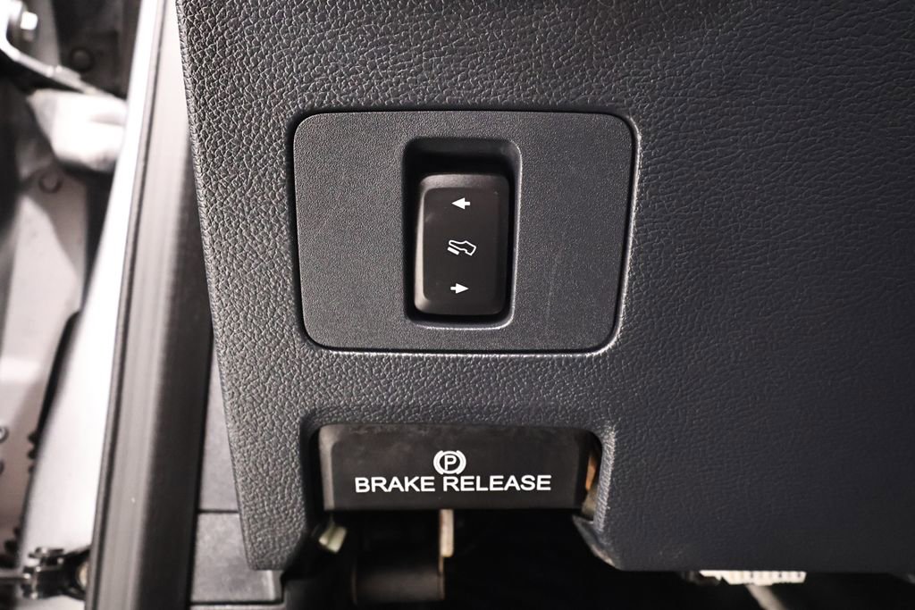 Certified 2022 Ford F250 Lariat w/ Black Appearance Package image 29