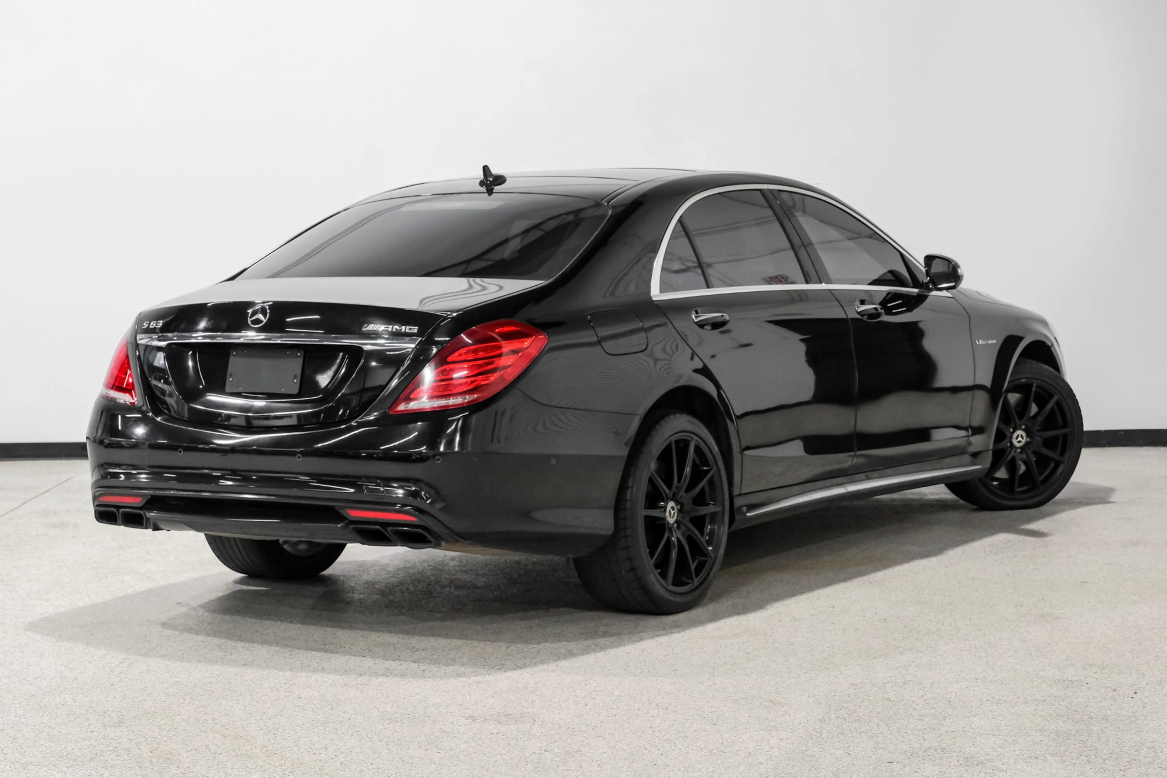 Used 2015 Mercedes-Benz S 63 AMG 4MATIC Sedan image 6