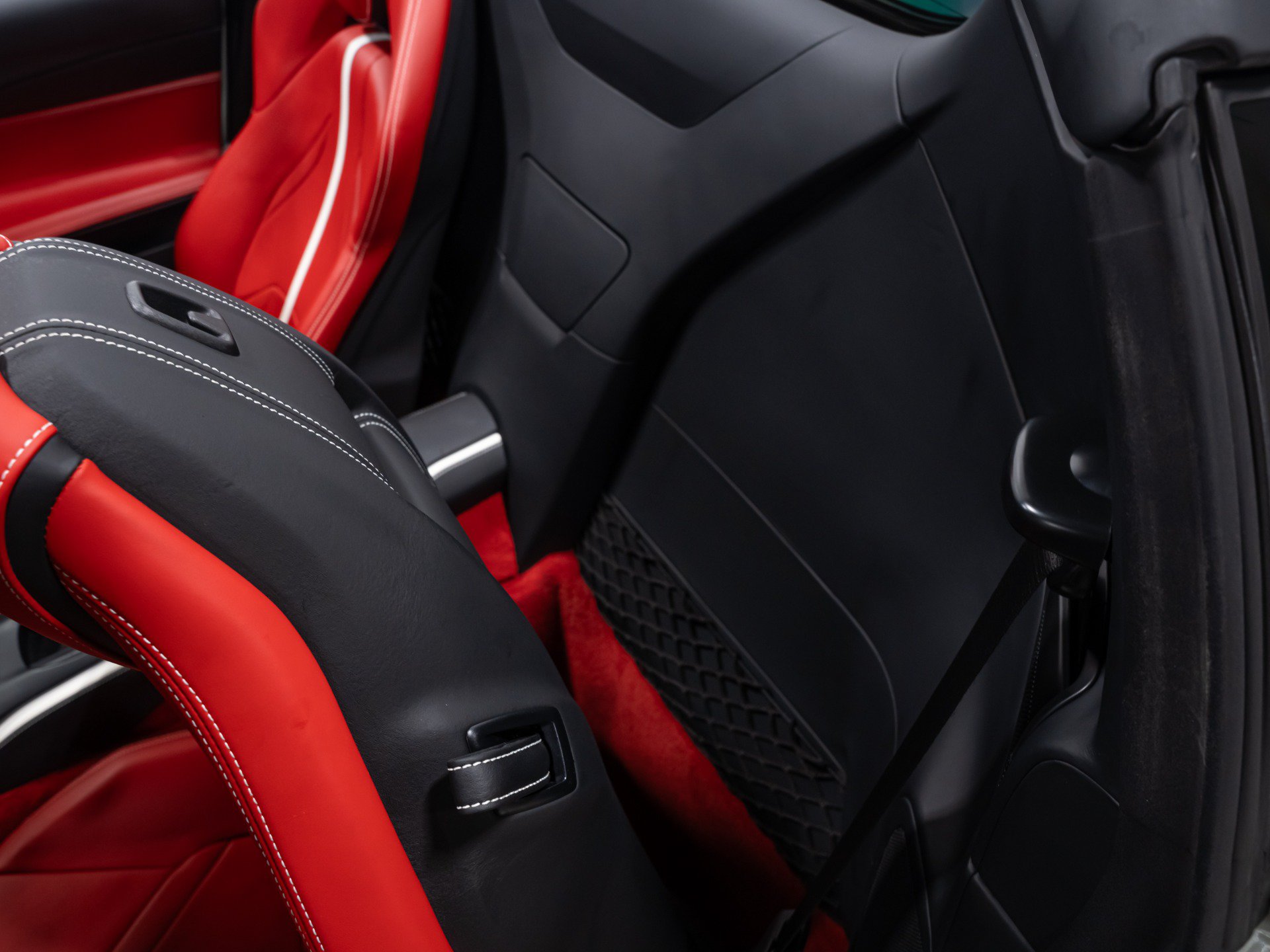 Used 2023 Ferrari 812 GTS RWD image 73
