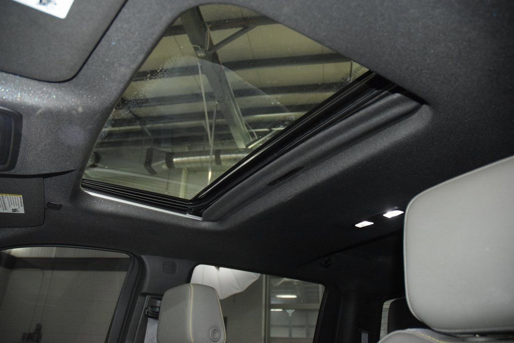 Used 2024 Chevrolet Silverado 1500 ZR2 image 50