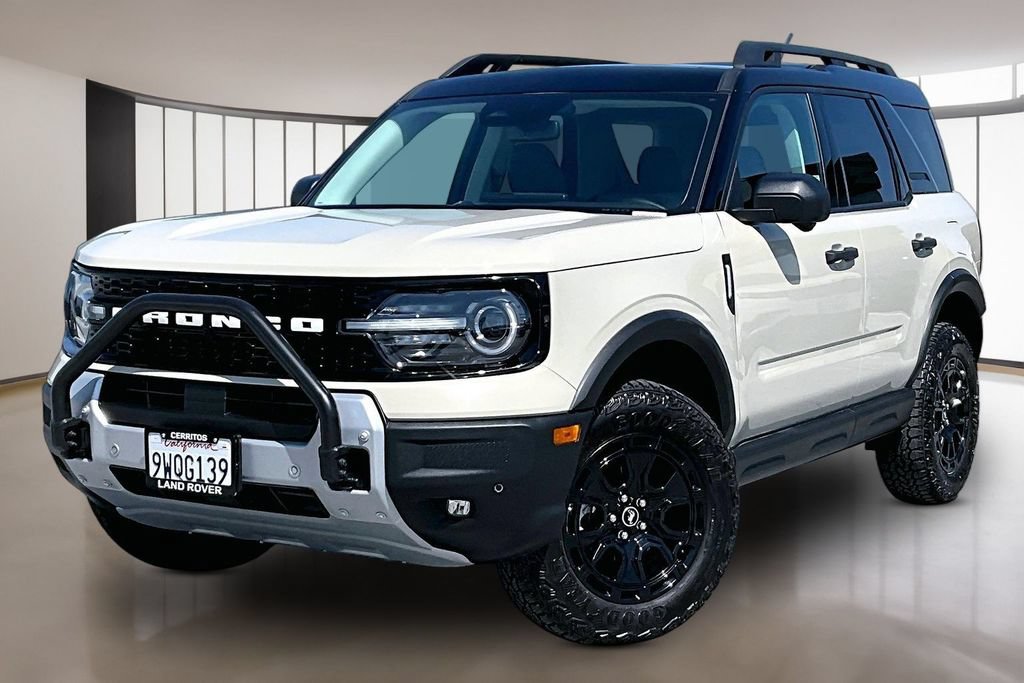 Used 2025 Ford Bronco Sport Badlands w/ Sasquatch Badlands Package AWD/4WD image 1