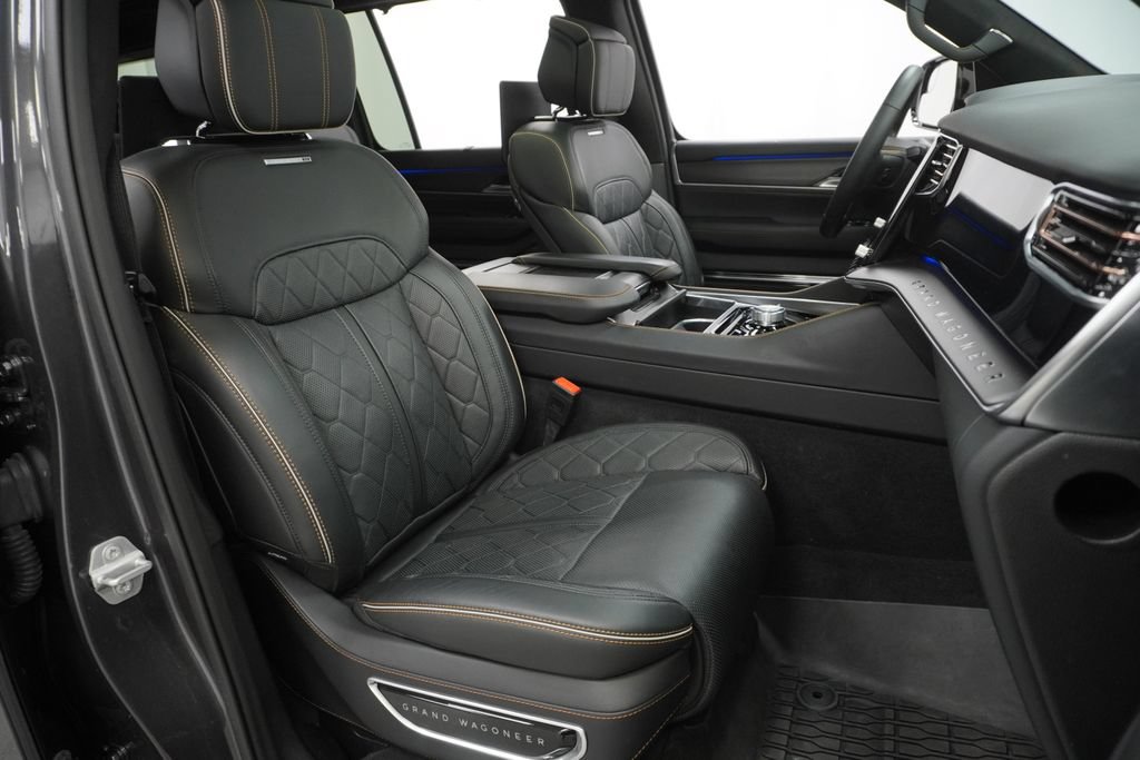 Certified 2025 Jeep Grand Wagoneer Series III w/ Rear Seat Video Group 1 AWD/4WD image 51