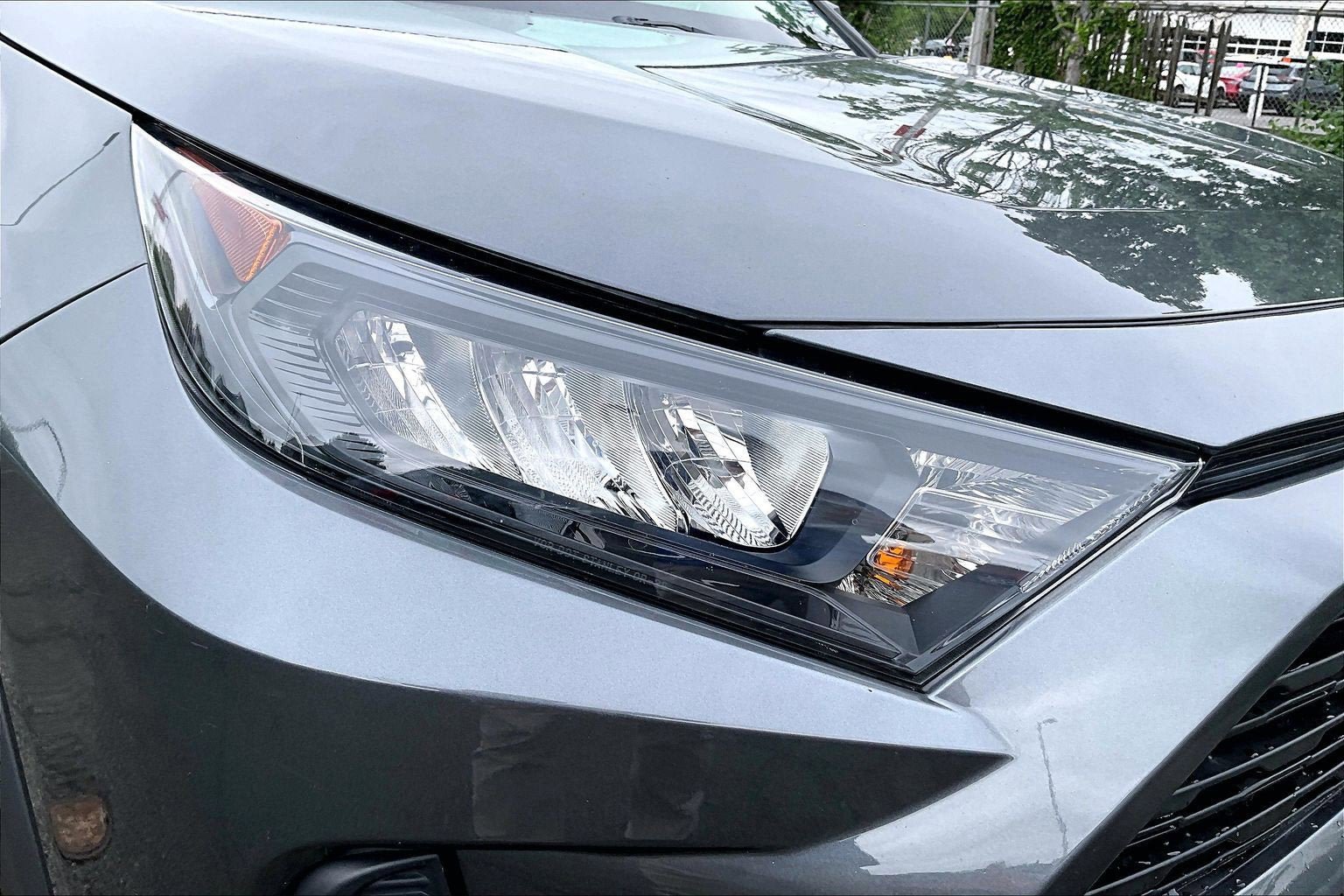 Used 2021 Toyota RAV4 LE AWD/4WD image 26