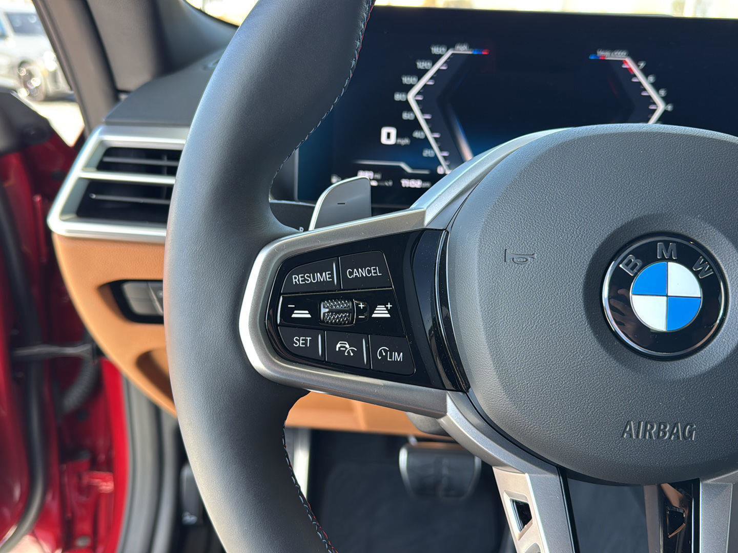 Used 2025 BMW M440i Convertible w/ Premium Package image 13