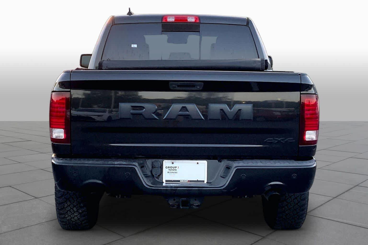 Used 2017 RAM 1500 Sport w/ Quick Order Package 26Q Night AWD/4WD image 5