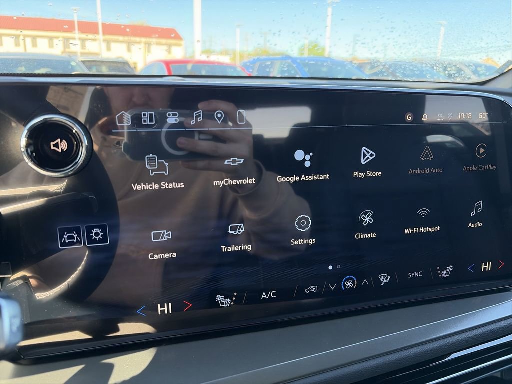 New 2026 Chevrolet Traverse LT w/ Sun and Wheel Package image 22