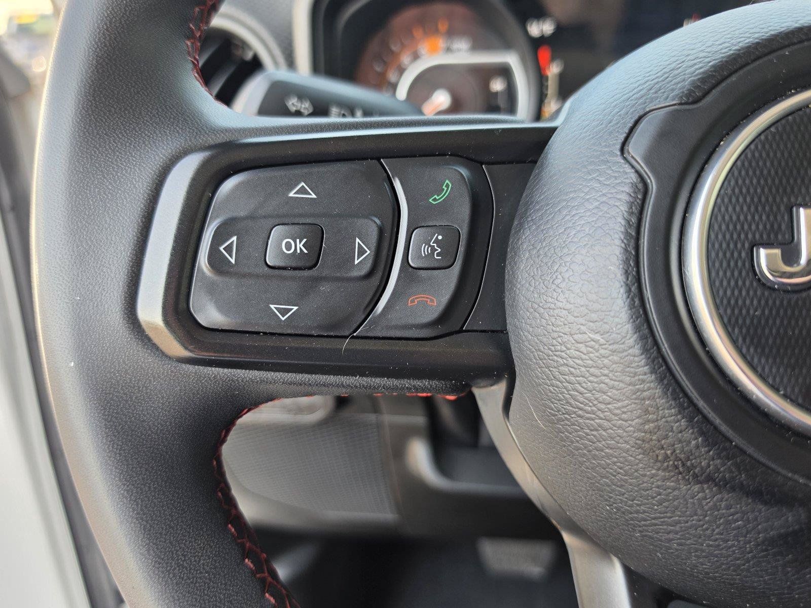 Used 2024 Jeep Wrangler Unlimited Rubicon AWD/4WD image 25