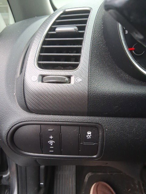 Used 2017 Kia Forte S image 15