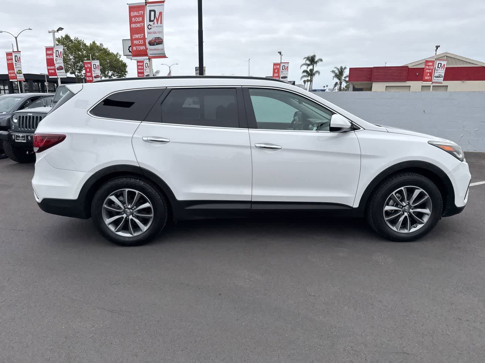 Used 2018 Hyundai Santa Fe SE FWD image 10