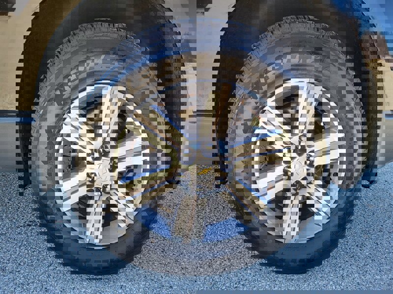 Used 2016 Chevrolet Traverse LT image 29