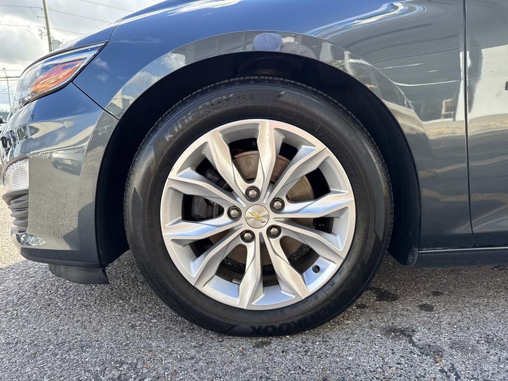 Used 2021 Chevrolet Malibu LT image 5