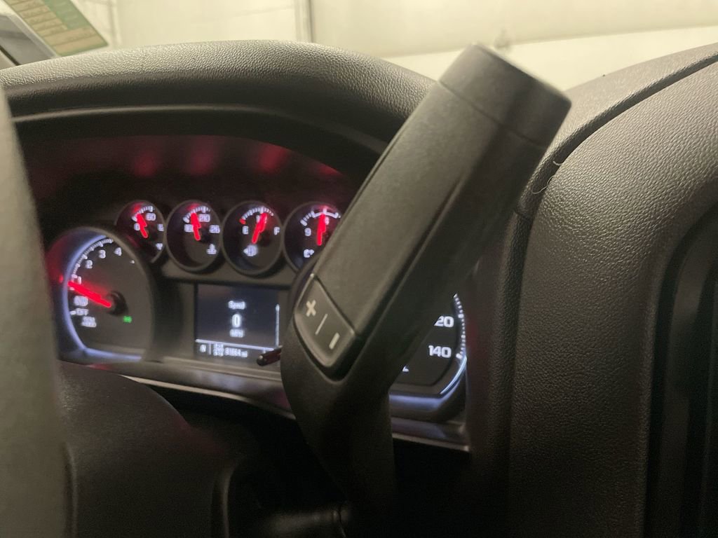 Used 2020 Chevrolet Silverado 1500 Custom w/ Custom Value Package AWD/4WD image 10