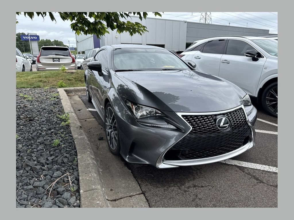 Used 2017 Lexus RC 200t F Sport RWD video 1