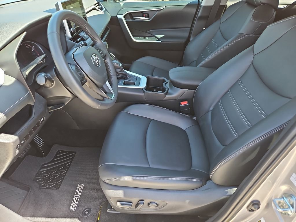 Used 2024 Toyota RAV4 XLE Premium image 14